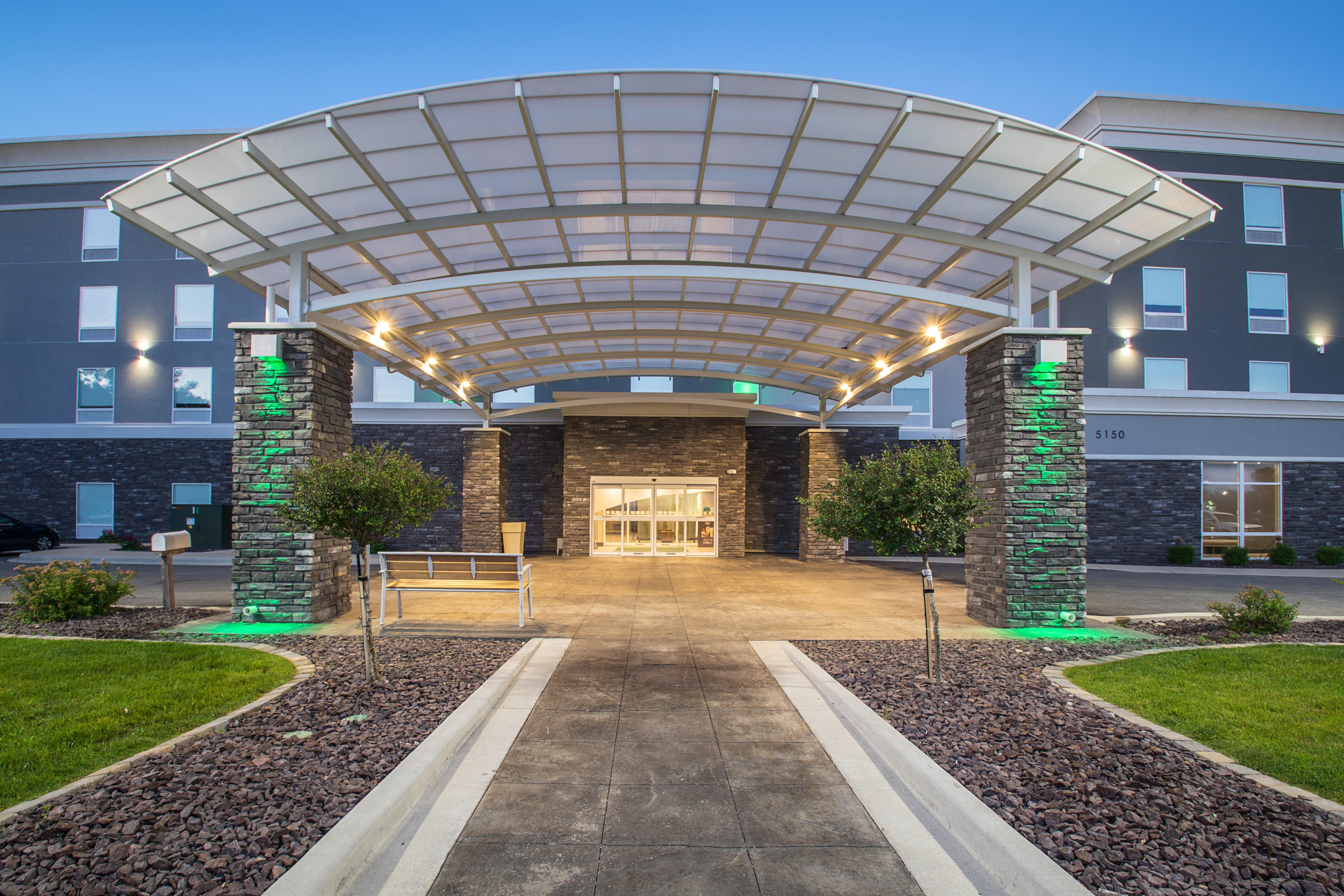 Holiday Inn & Suites Decatur-Forsyth By Ihg Exteriör bild